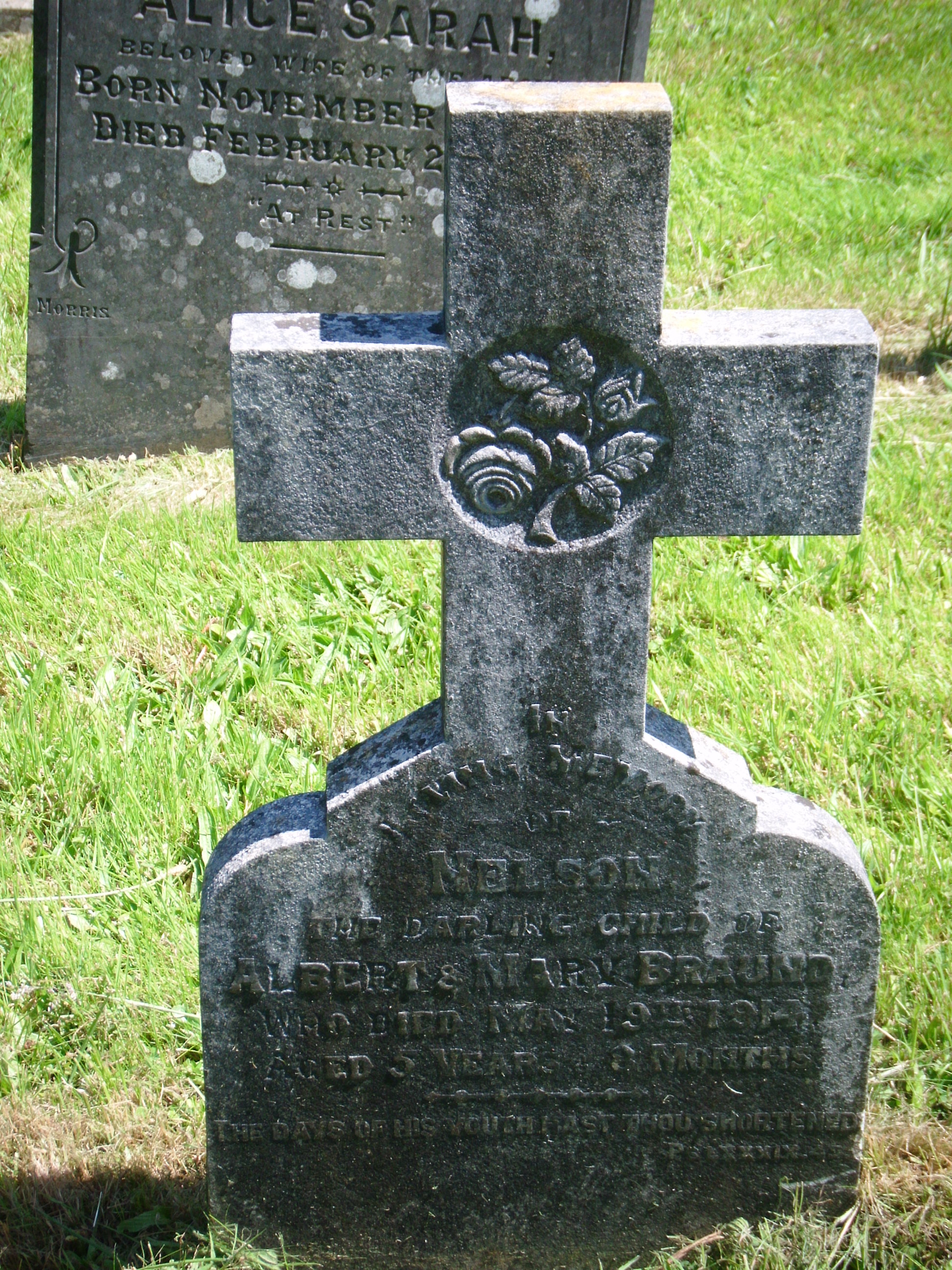 Gravestone Nelson Braund